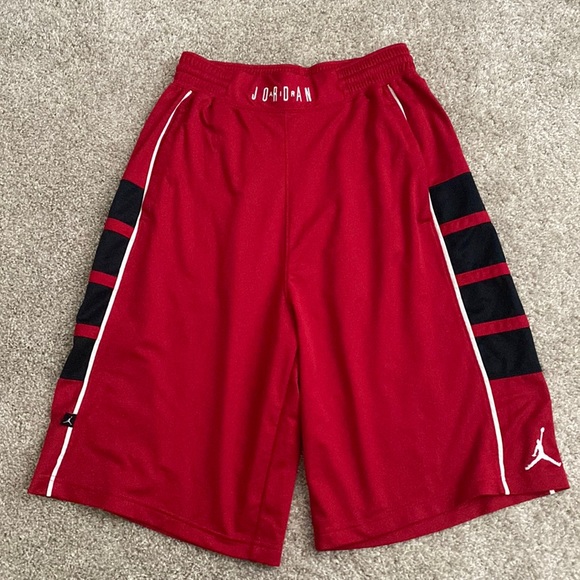 Dri Fit Air Jordan shorts - Picture 1 of 6
